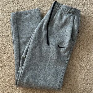 Nike men’s sweats - excellent condition Size M